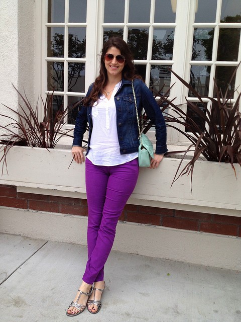 Moms day 1,mom's day, what to get mom for mothers day, LA Fashion BLogger Laura Lily, heart Tiffany necklace, mint green crossbody handbag, purple denim jeans, 