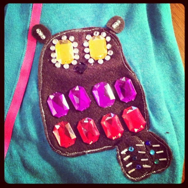 New post on the blog today! http://www.lauralily.net/2012/12/10/diy-owl-cardigan/ #DIY #owl #cardigan #crafts #LauraLily