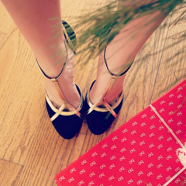 New outfit post on the blog today: http://www.lauralily.net/2012/12/11/office-holiday-party/ #holiday #party #shoes