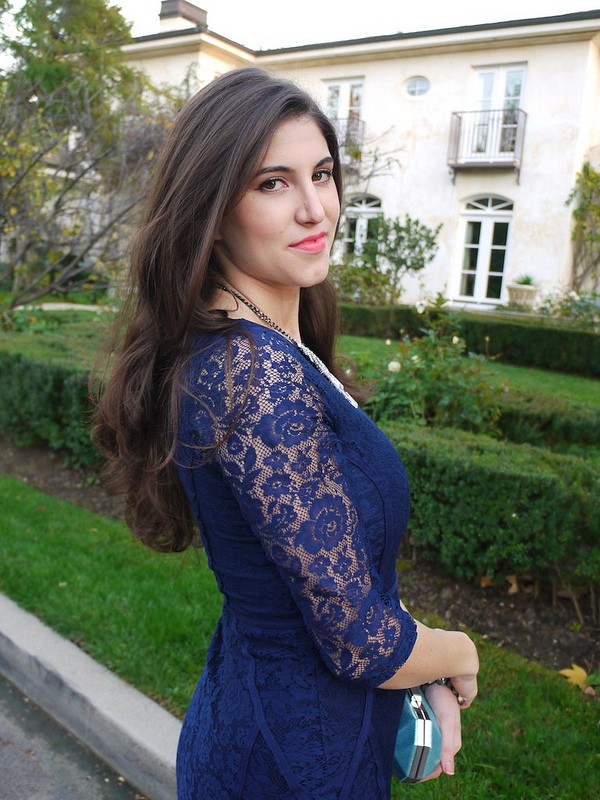 Navy Blue Lace, Laura Lily, Zara lace dress, Zara sale, Fashion blog, Holiday party outfit,Happy Holidays