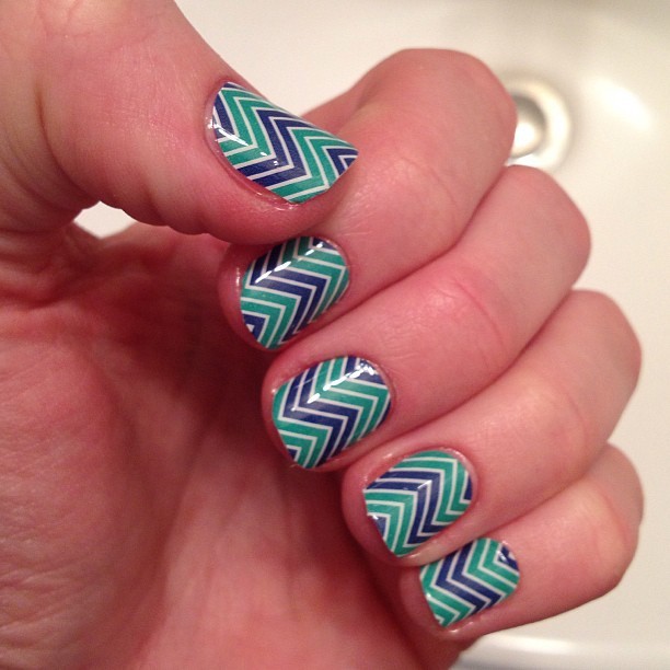 My nails are ready for a weekend of events thanks to @JamberryNails! @StyleHousePR #nails #nailwraps