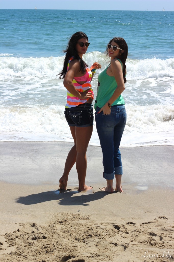 Sisterly Love with Miss Me Jeans, laura yazdi, kelly yazdi, laura lily, fashion blogger, los angeles, beach photo shoot, Express, urban 1972, anchor top, striped anchor top, palm tree top, 