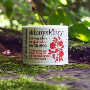 organic skin care, travel size dry shampoo, the best organic beauty products, laura lily beauty blogger, los angeles beauty blogger, organic skin care, skinny skinny skin care review, 