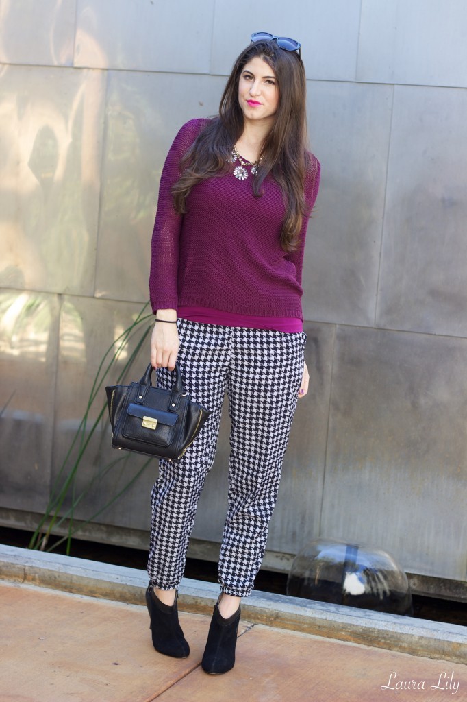 Sweater Weather 1,Sweater Weather, LA Fashion BLogger Laura Lily, budget style blog. great fall fashion ideas, how to wear a bulky sweater, houndstooth pants, the best black ankle booties, Just Fab Margeaux ankle booties, 3.1 Phillip Lim for Target Mini Satchel,  1