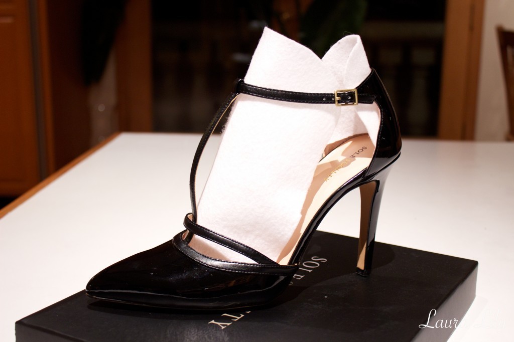 Valentino Pump 10,DIY Valentino Velvet T-Strap Booties, LA Fashion Blogger Laura Lily, Sole Society black Nicola heels, how to make your own Valentino t-strap shoes, fun do it yourself projects, 