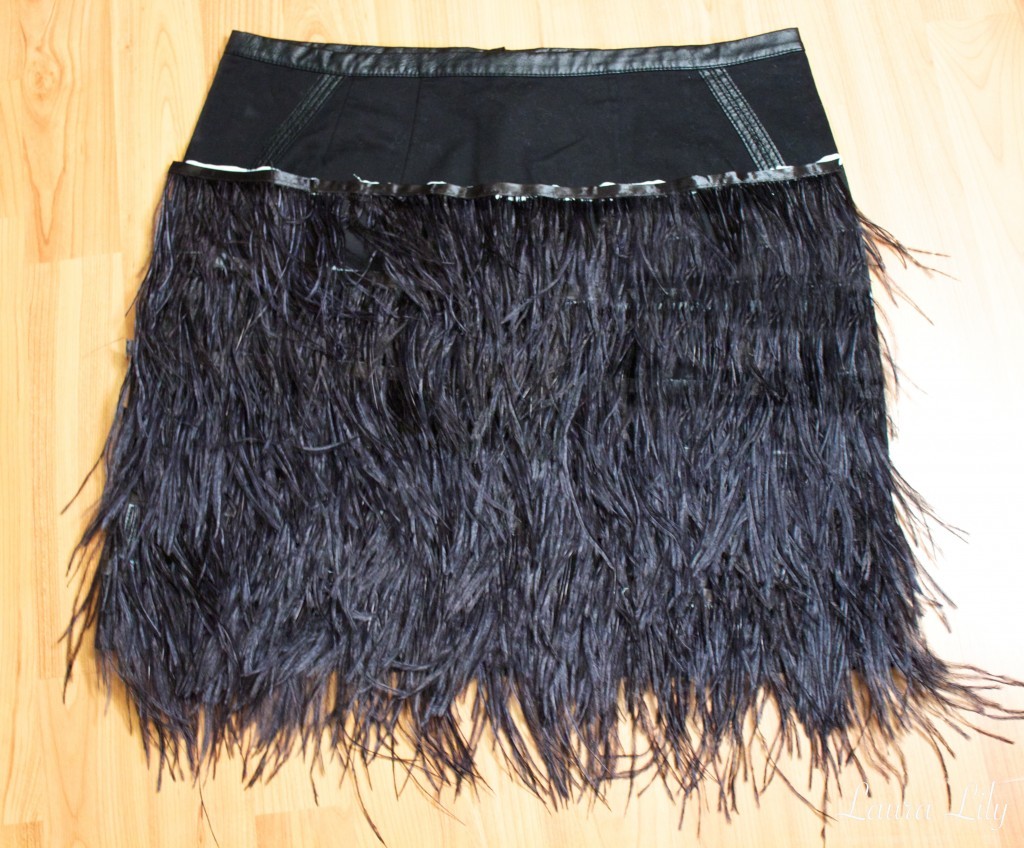 DIY feather skirt, easy Do it yourself Feathered skirt, how to make your own feather skirt, materials needed for a feather skirt, LA Fashion blogger Laura Lily, - DIY Feather Skirt by popular Los Angeles fashion blogger Laura Lily