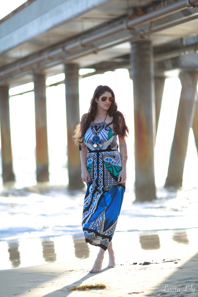 Pier  26,Under the Pier, Swell tribal print maxi dress, LA Fashion Blogger Laura Lily, Personal Stylists in Los Angeles, Tony Oberstar Photography,gold Gemini necklace AV Max accessories, gold palm tree necklace Emitations, Zero UV sunglasses, what to pack for Hawaii, 