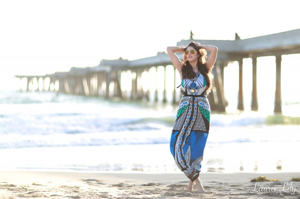 Pier  28,Under the Pier, Swell tribal print maxi dress, LA Fashion Blogger Laura Lily, Personal Stylists in Los Angeles, Tony Oberstar Photography,gold Gemini necklace AV Max accessories, gold palm tree necklace Emitations, Zero UV sunglasses, what to pack for Hawaii, 