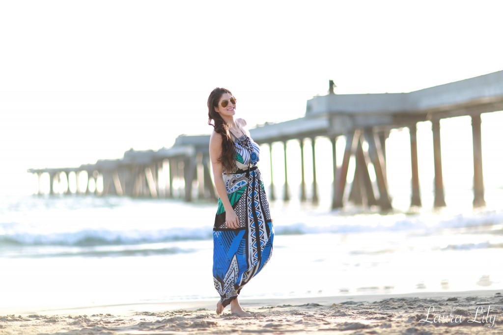 Pier  40,Under the Pier, Swell tribal print maxi dress, LA Fashion Blogger Laura Lily, Personal Stylists in Los Angeles, Tony Oberstar Photography,gold Gemini necklace AV Max accessories, gold palm tree necklace Emitations, Zero UV sunglasses, what to pack for Hawaii, 