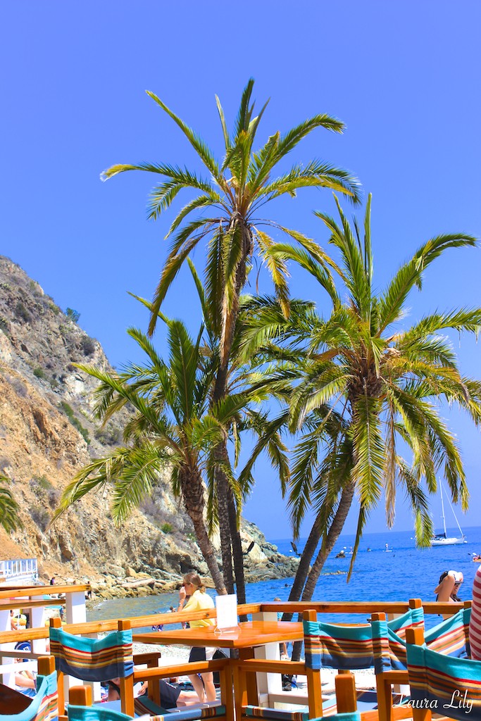 A Day on Catalina Island , best places to visit in Los Angeles, what to wear to Catalina Island, day trips in Los Angeles, Catalina Casino, LauraLilysbirthday, LA Fashion Blogger Laura Lily, cute summer outfits, 