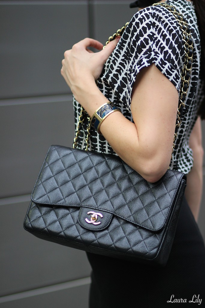 All Black and Chanel, large black Chanel bag, Classic Chanel bag large, Los Angeles Fashion Blogger Laura Lily, Wear to work outfit ideas, Piperlime Collection silk printed top, Target zip up pencil skirt, New York Fashion Week Streetstyle, #NYFW , NYC street style,  