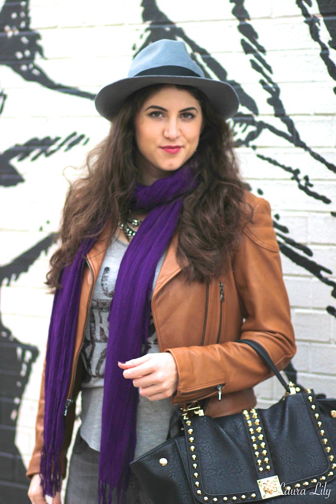 LauraLilyinChicago,best fall booties, best fall street style, best places in wicker park Chicago,best restaurants in Chicago, Chicago Diary- Day 2, cute fall style outfits,Los Angeles Fashion Blogger Laura Lily, Sam Edelman Jodie Boots, vintage shopping in Chicago