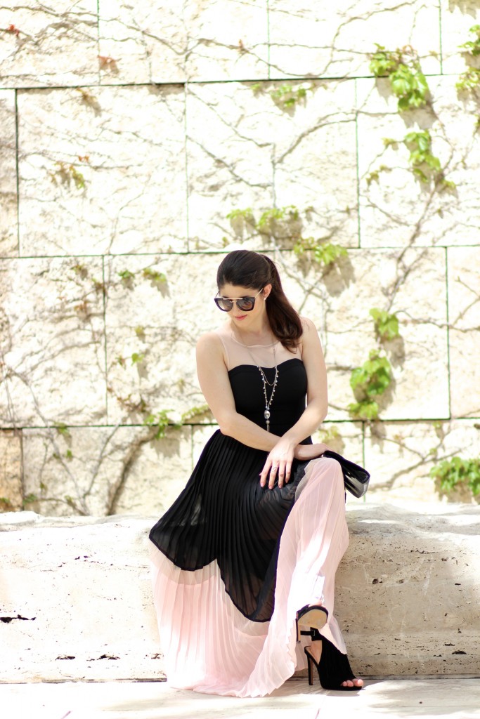 Flowing , Laura Lily Fashion Blog, Jessica Simpson Maxi Dress, Jessica Simpson Fringe booties, prada retro sunglasses,