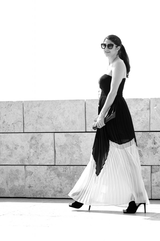 Flowing , Laura Lily Fashion Blog, Jessica Simpson Maxi Dress, Jessica Simpson Fringe booties, prada retro sunglasses,