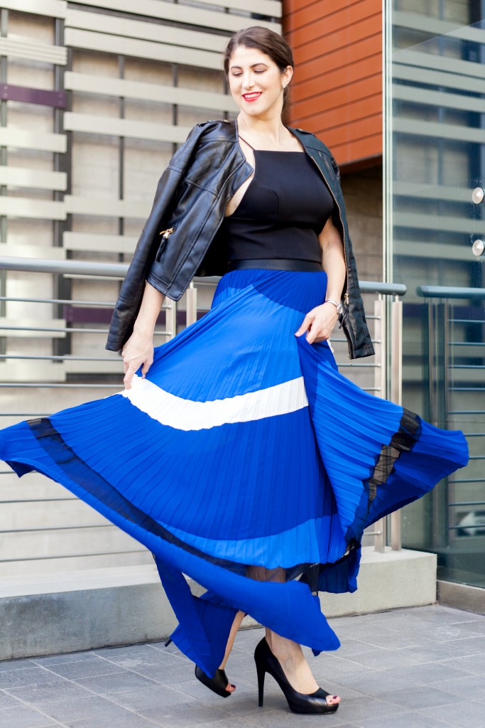 blue pleated express skirt, Laura Lily, Los Angeles Fashion Blogger, Azusa Takano Photography, 