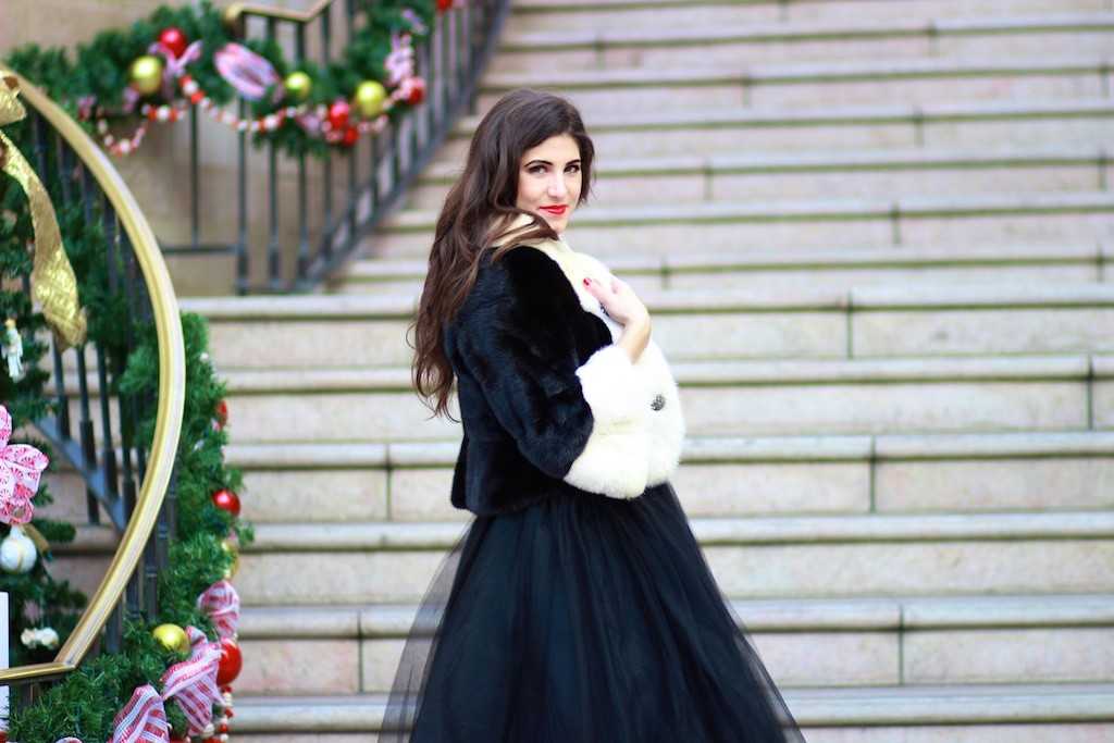 12 Days of Holiday Style, Laura Lily , Vintage Emerald Ring, Vintage fur coat, holiday party looks, Donna Morgan Black tulle dress nordstrom, Valentino couture D'orsay red bow pumps,