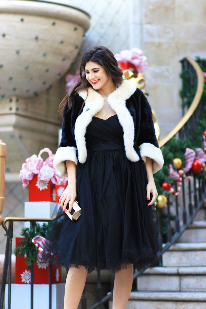 12 Days of Holiday Style, Laura Lily , Vintage Emerald Ring, Vintage fur coat, holiday party looks, Donna Morgan Black tulle dress nordstrom, Valentino couture D'orsay red bow pumps,