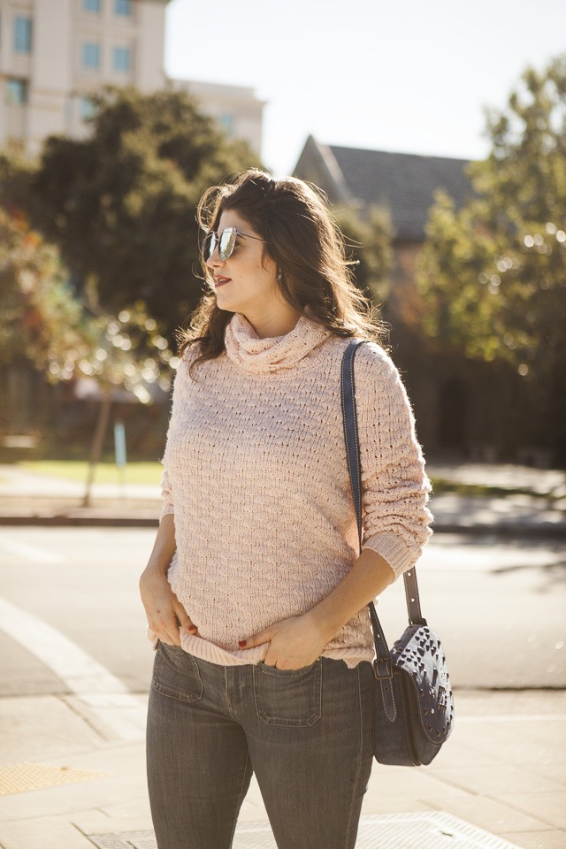 Pink Sweater Nordstrom, Laura Lily - Fashion, Travel and Lifestyle Blog, cozy fall sweaters, 