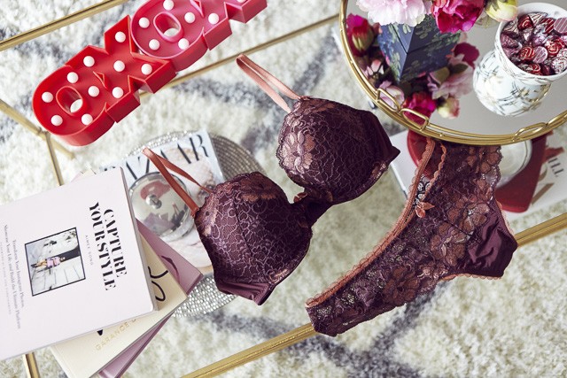 Adore Me Lingerie, Valentines Day Lingerie, Laura Lily Fashion Blog, Valentines Day gift ideas, Brittney Christie Photography - Adore Me Valentines Day Lingerie by popular Los Angeles fashion blogger Laura Lily