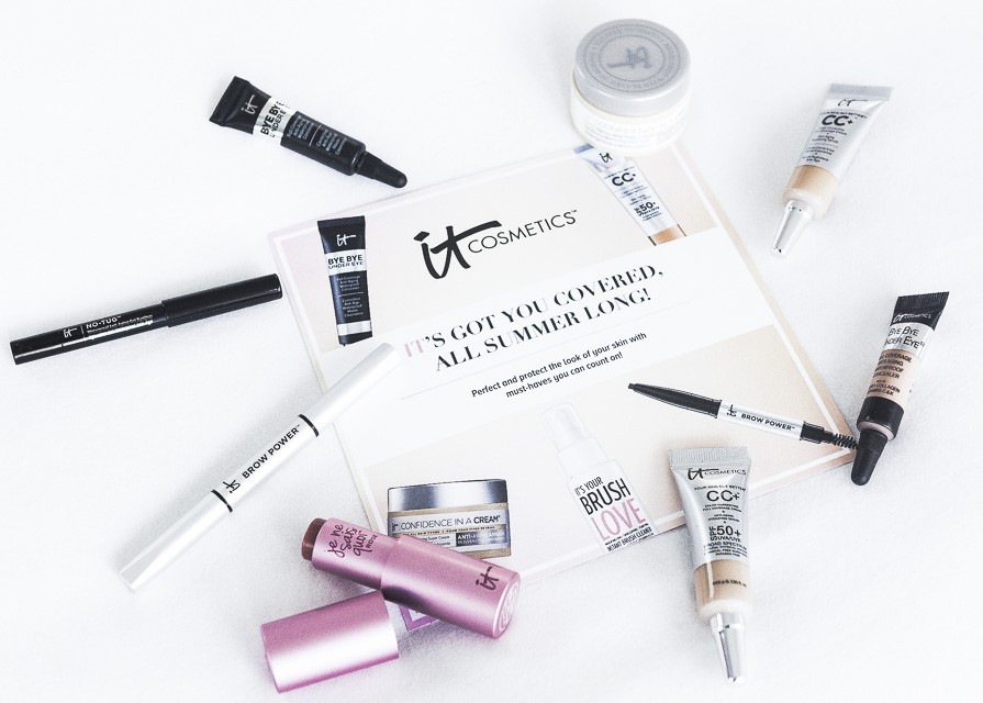 IT Cosmetics Giveaway by popular Los Angeles beauty blogger Laura Lily