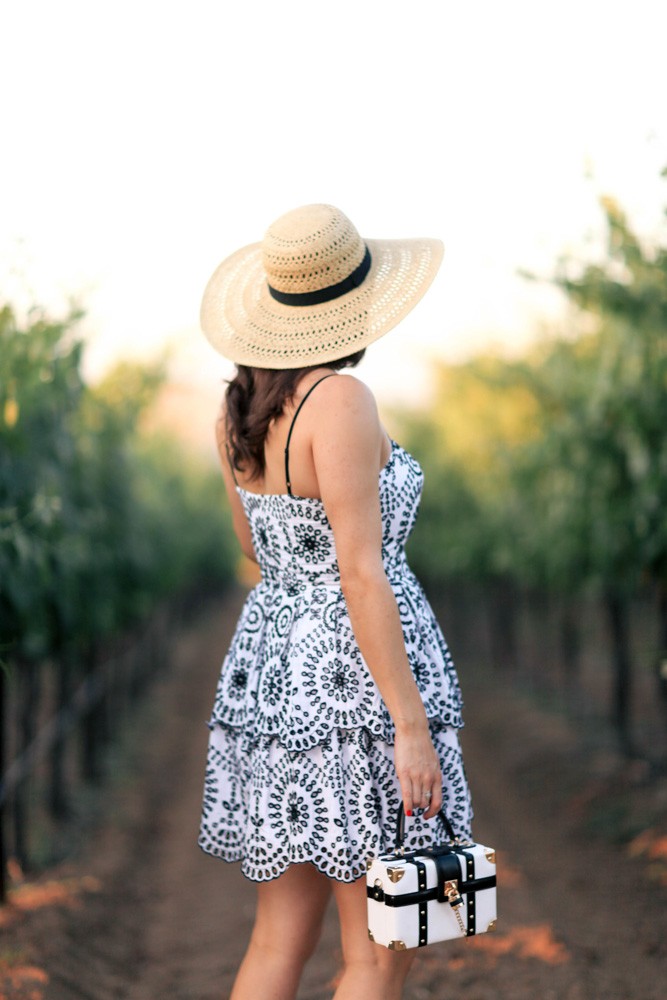 Express Tiered Eyelet Dress, Laura Lily Fashion, Travel and Lifestyle Blog, Kate Spade Bow Heels, Carter Estate Winery Resort