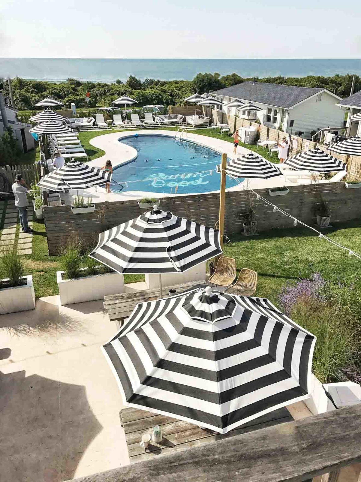 Hamptons Travel Guide, Breakers Hotel Montauk, Laura Lily Fashion Travel and Lifestyle Blog,