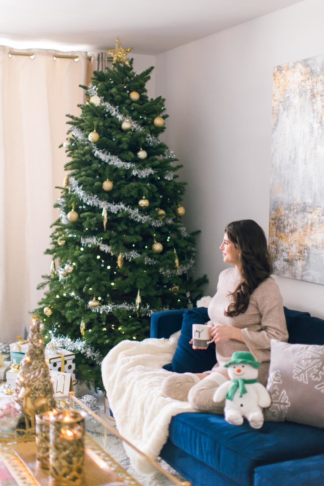 12 Days of Holiday Style | Target Christmas Decorations | 10 Easy Holiday Home Decor Ideas featured by top Los Angeles fashion blog Laura Lily