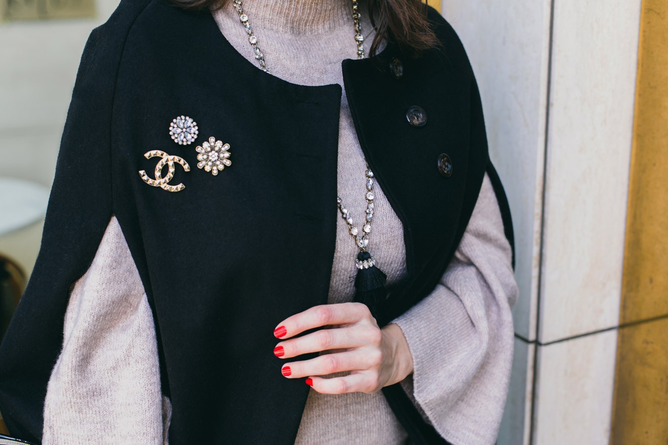 Winter Cape by Los Angeles Fashion Blogger Laura Lily,