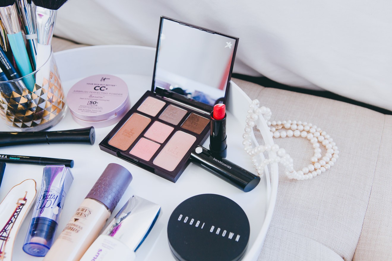 Valentine's Day Outfit featured by top US fashion and beauty blogger Laura Lily: image the perfect Valentines Day makeup products