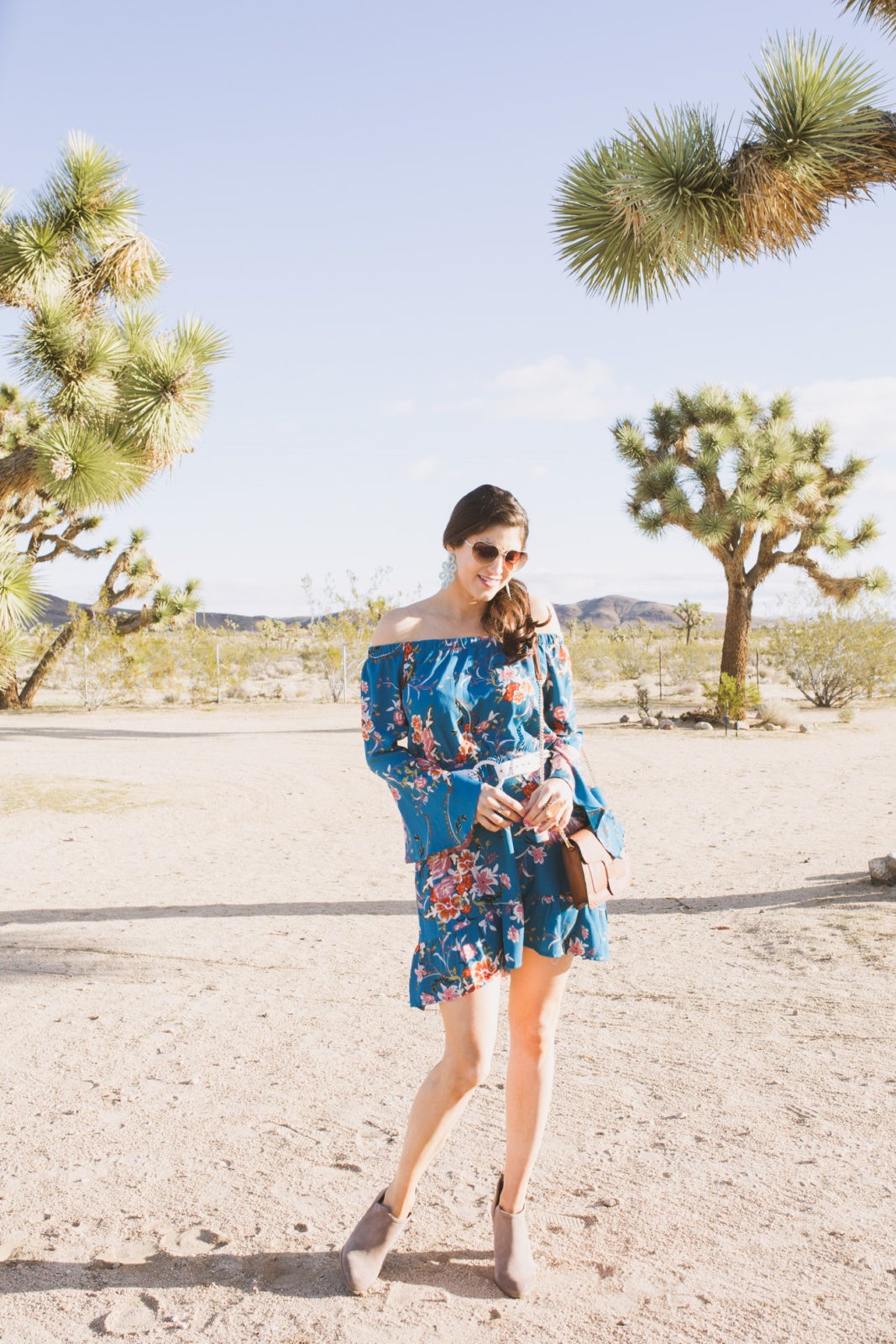 How to Find a Photographer by popular Los Angeles Fashion Blogger Laura Lily, 