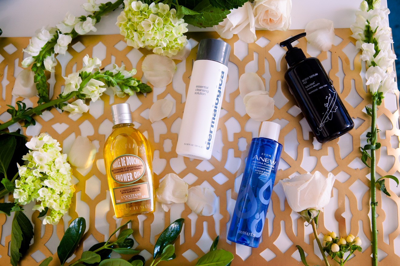 Best Shower Products for Dry Skin by Lifestyle Blogger Laura Lily,