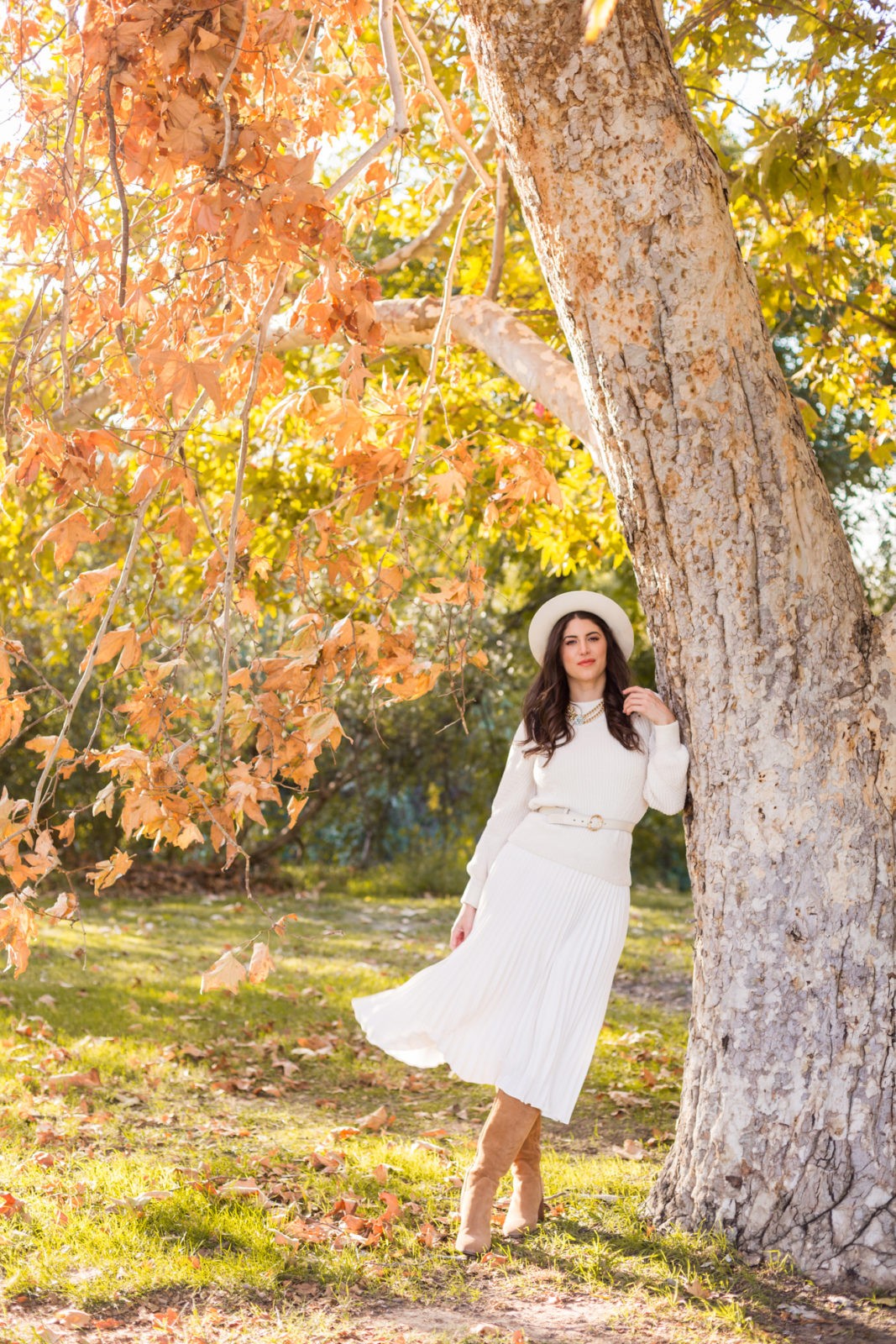 How to Elevate Your Style in Your 30's by Los Angeles Blogger Laura Lily, All white outfit,