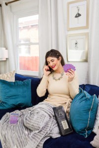 Connecting with NET10 Wireless by Lifestyle Blogger Laura Lily, No Contract Wireless Plan,