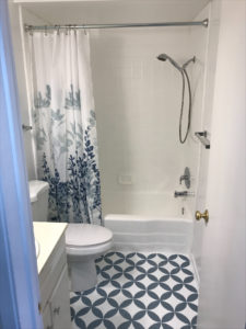 How to Update A Bathroom for Under $100 by DIY Home Decor Blogger Laura Lily,